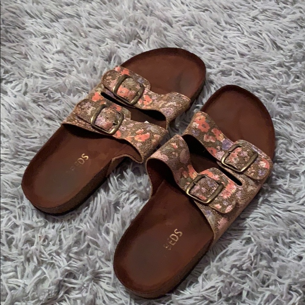 Foral Sandals